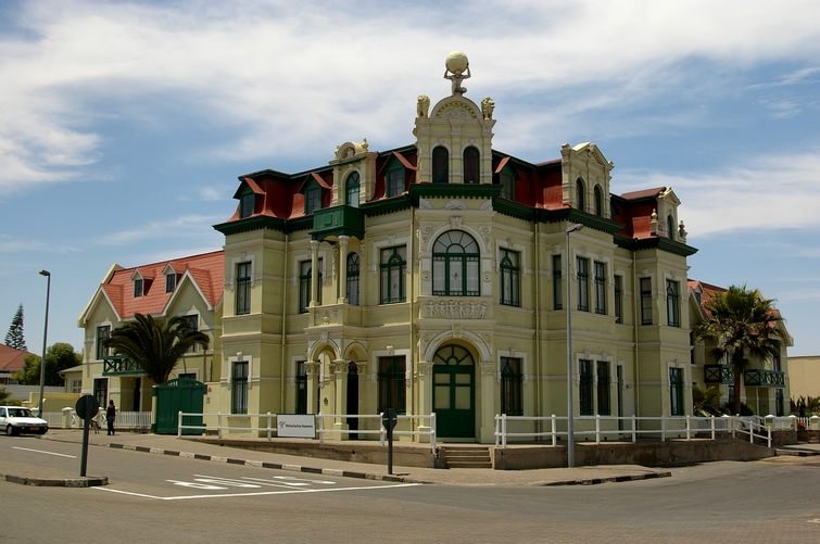 496 Namibia Okt 2006 Hohenzollernhaus.JPG